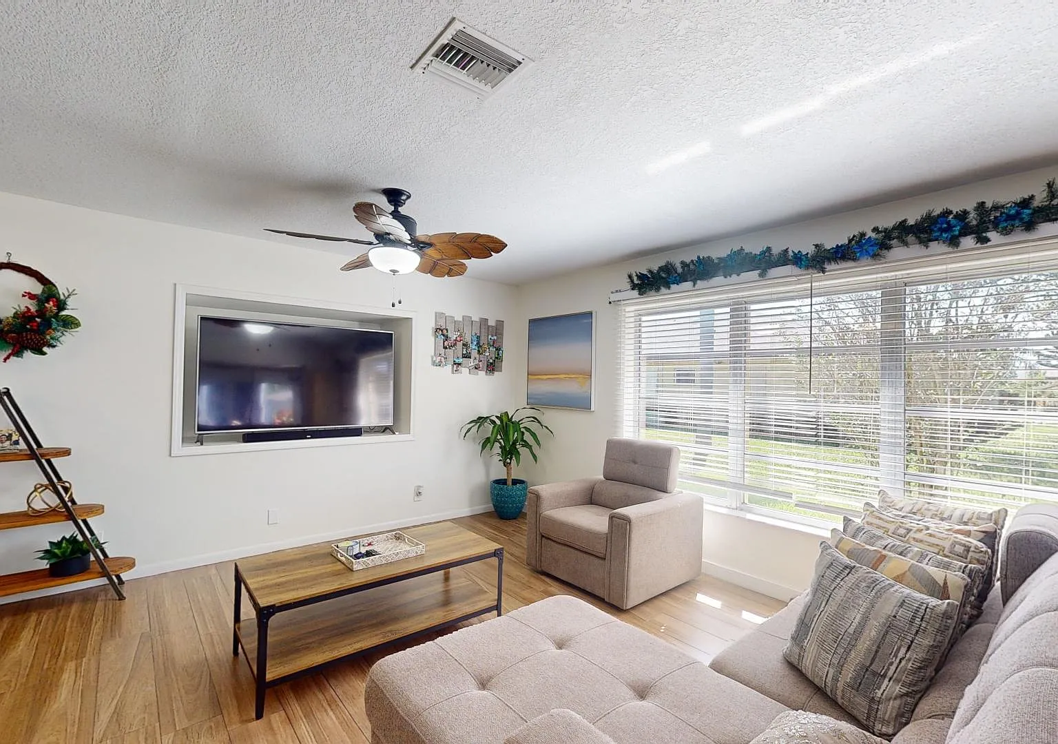 2 bed, 1175 sqft, $2,300 — Photo 4