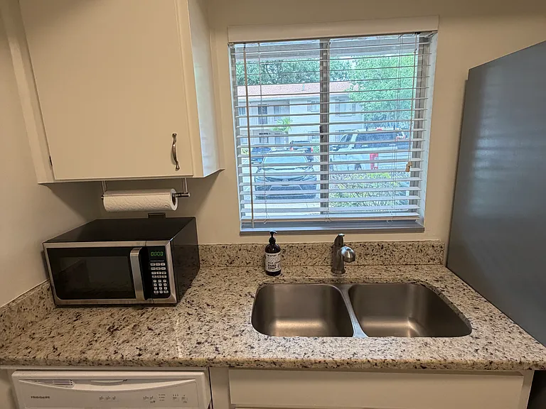 2025 San Marcos Dr SE #27 — Photo 8