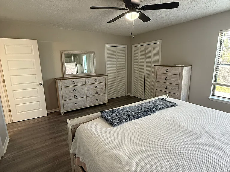 6221 Hibiscus Ave — Photo 10