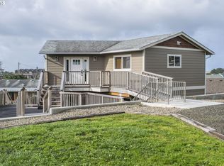 1705 NW Abbey Ct, Waldport, OR 97394