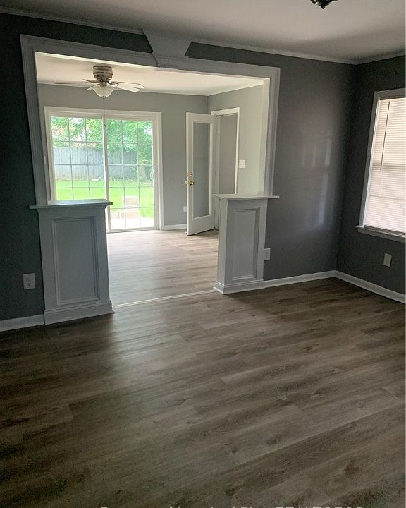 2nd image of 340 Glen Canyon Dr