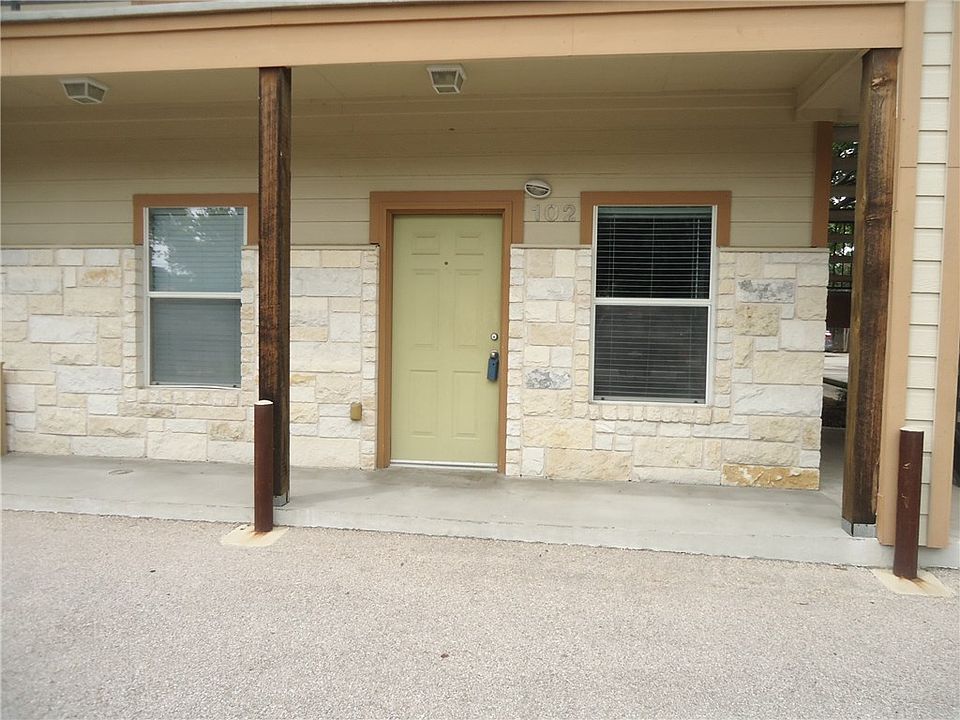 1st image of 2106 Cullen Ave APT 102