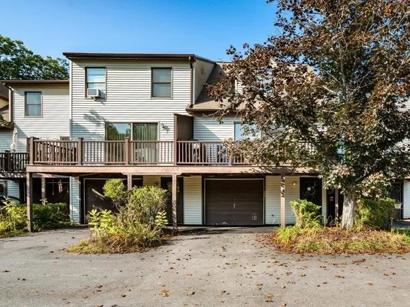 404 Ledgeview Drive, Rochester, NH 03839