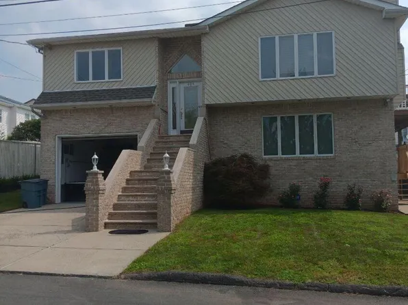 405 Bertram Ave, Staten Island, NY 10312