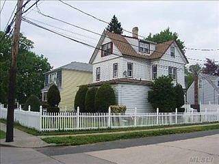 1st image of 209 Forest Ave