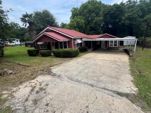 2206 43rd Ave, Phenix City, AL 36870