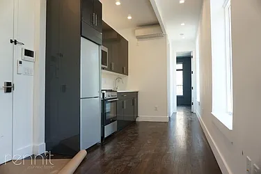 Rented by Rennit Inc.