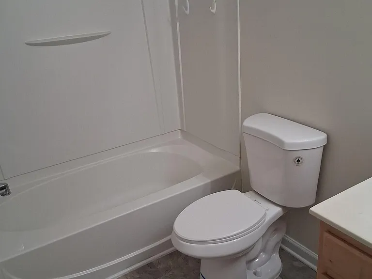 6208 Ellenwood Dr — Photo 24
