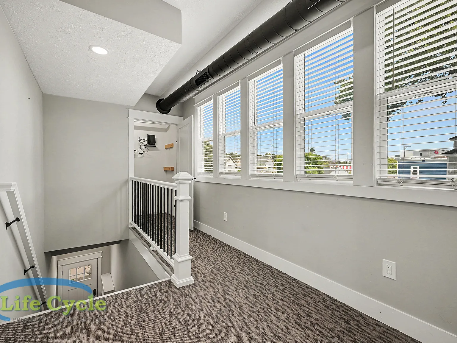 900 Michigan Street Northeast - 1 — Photo 3