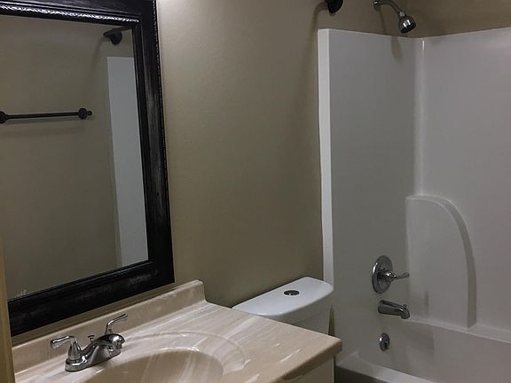 3rd image of 535 20th St