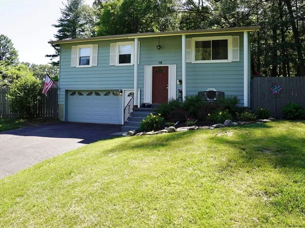 18 Grey Birch Trl, Ballston Spa, NY 12020