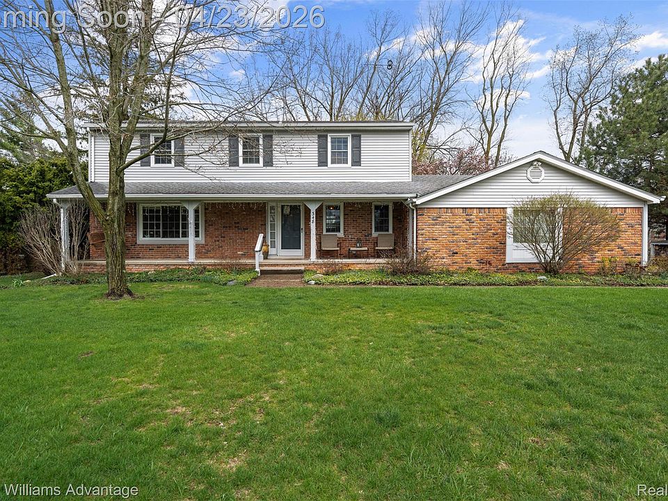 1st image of 348 Willow Tree Ln