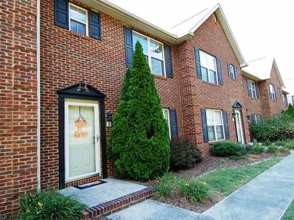 2nd image of 1809 W Lakeview Dr APT 2