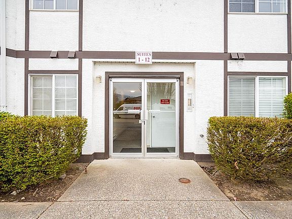 5th image of 45655 McIntosh Dr #6