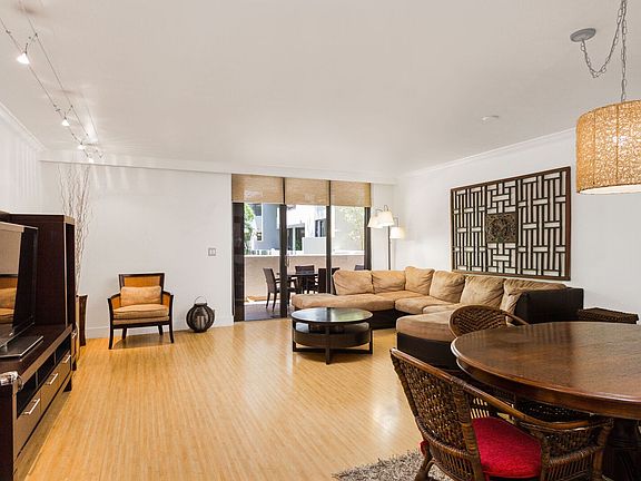 4th image of 161 Crandon Blvd APT 119