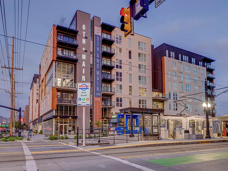 Exterior of 6th and Main Apartments in Salt Lake City