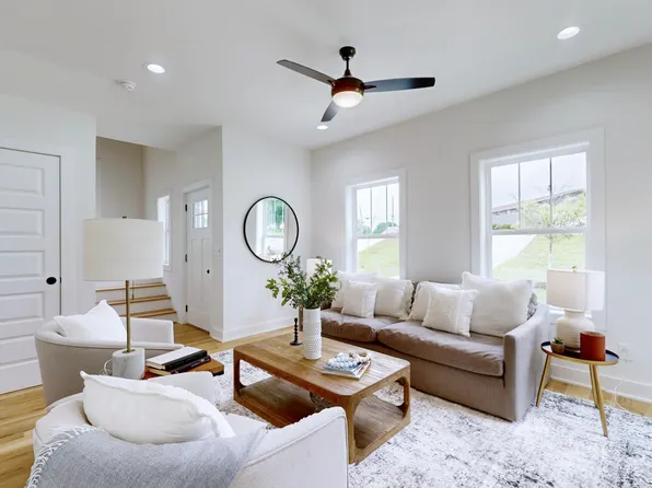 1805 Golf Club Rd, Old Hickory, TN 37138