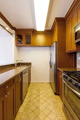 Rented by Compass | media 13