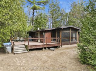 6418 Robert Ave, Lambton Shores, ON N0N1J2