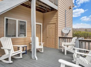 1055 Mariners Way APT 20, Huddleston, VA 24104