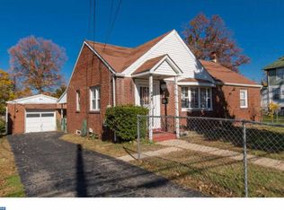 527 E Main St, Maple Shade, NJ 08052