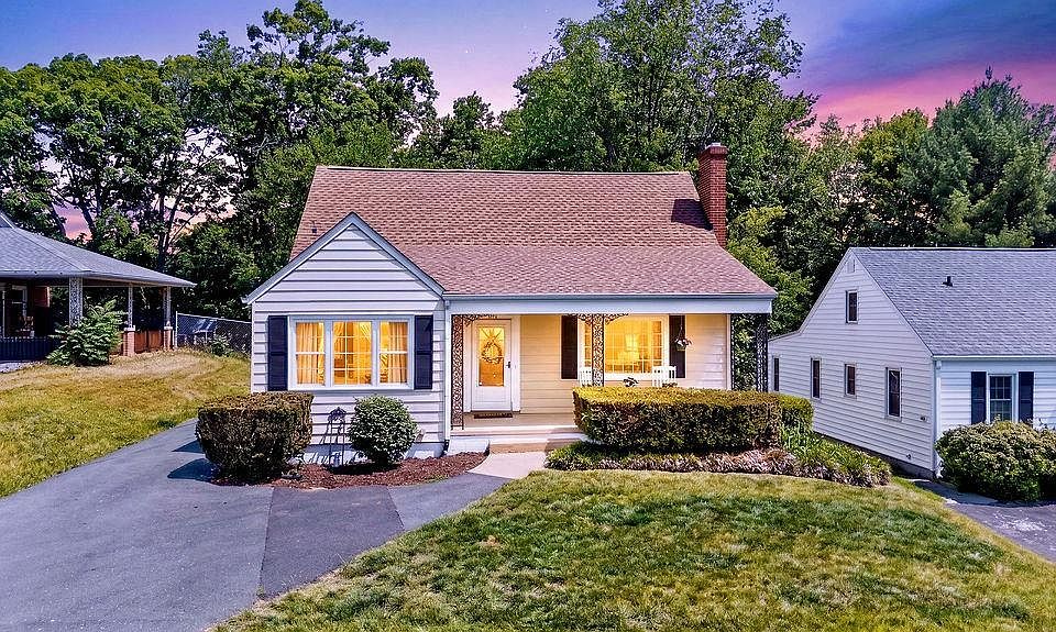1st image of 1003 Skymont Rd
