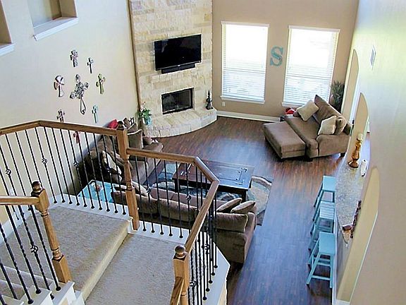 4th image of 298 Westwood Dr
