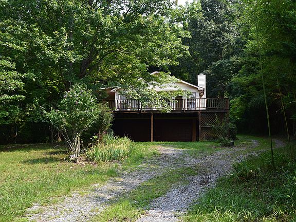 3rd image of 963 Dusty Rock Rd NW
