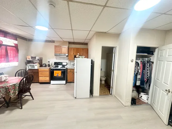 490 Kennedy Boulevard image 7 of 30