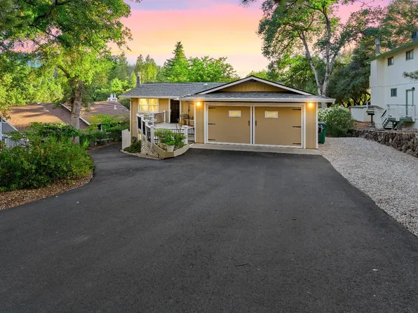 23964 Oakmont Way, Auburn, CA 95602