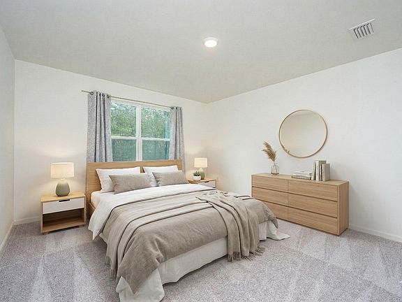 5th image of 1201 Scarlett Maple St