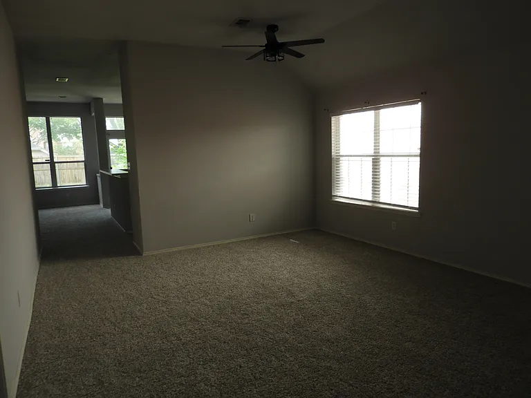 9132 Harrisburg Ln — Photo 4