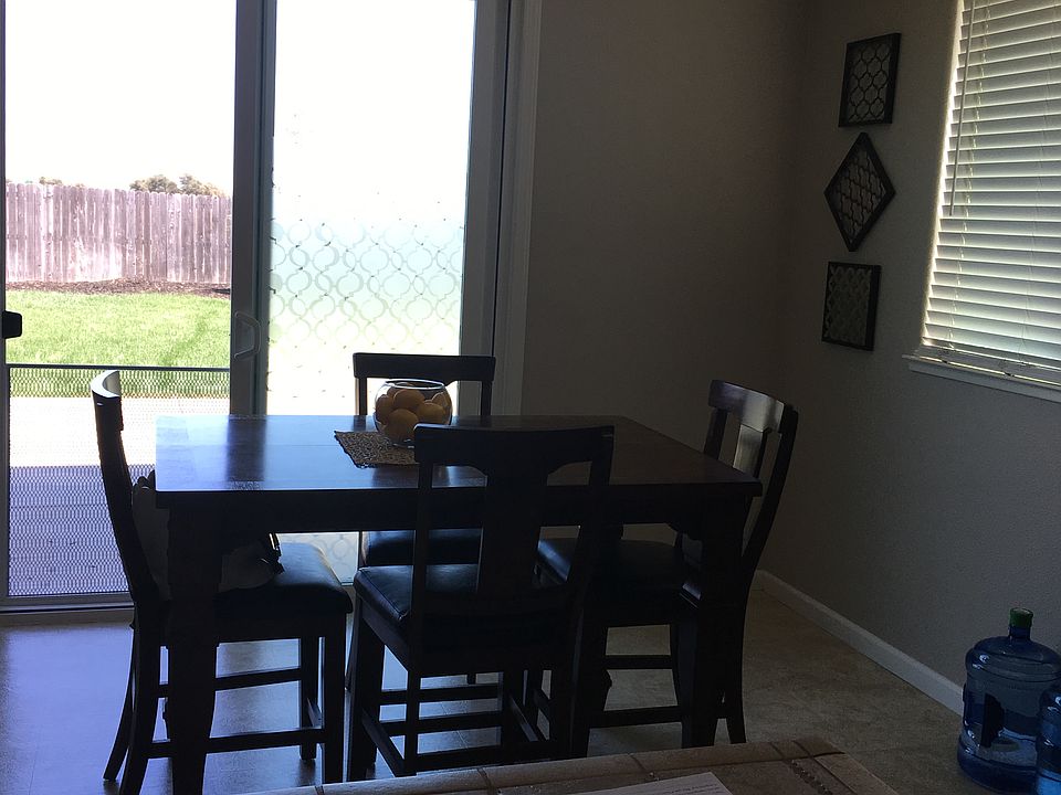 1st image of 1443 Paddington Way