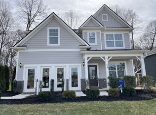 515 Ballard Dr, White House, TN 37188
