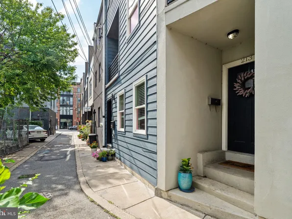 213 Mercer St, Philadelphia, PA 19125