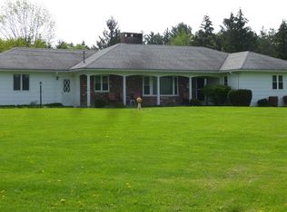 9560 Savage Rd, Holland, NY 14080