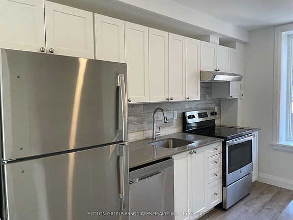 4th image of 9 Whitaker Ave #2