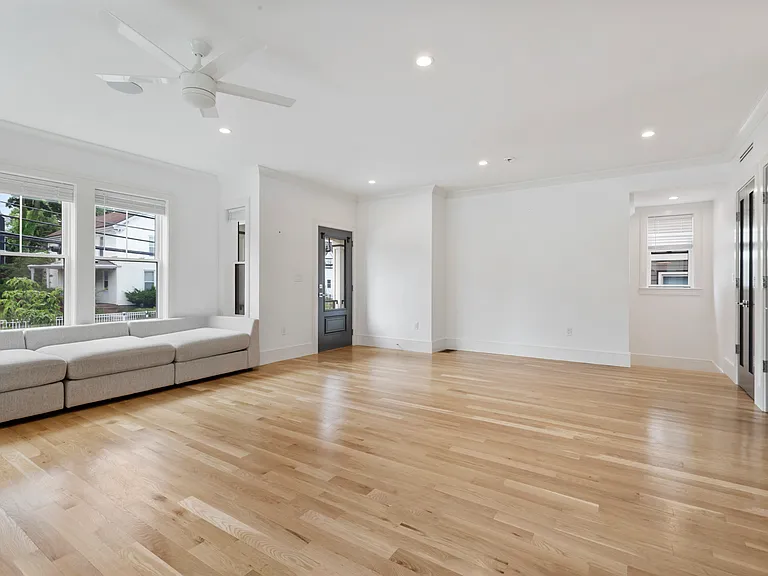 10 Hallet St #1 — Photo 10