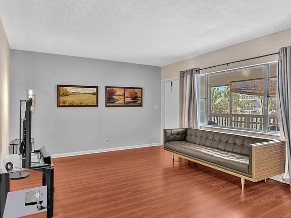 4th image of 100 Royal Palm Way #303