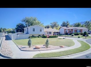 955 E Center Fork Cir, Sandy, UT 84094