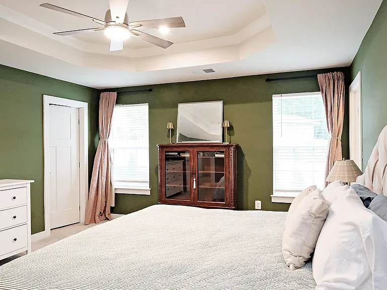 4304 Sunset Dr — Photo 8