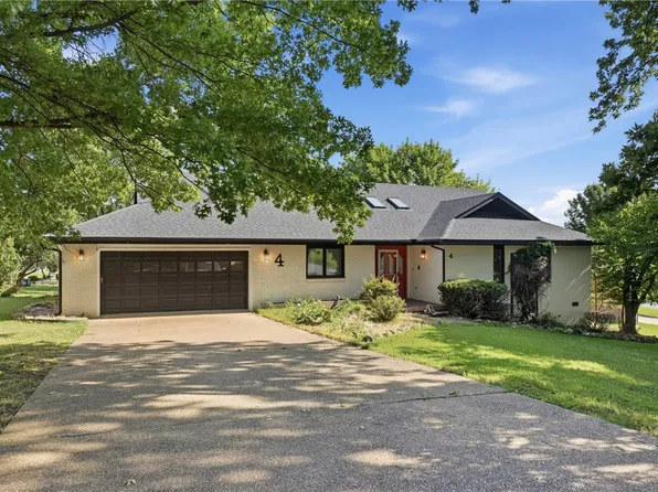 4 Fairway Pl, Eureka Springs, AR 72631