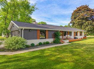 5272 W Silverleaf Ln, Brown Deer, WI 53223