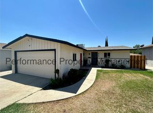 417 Poplar Ave, Bakersfield, CA 93305