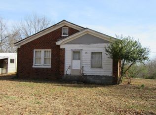 201 Frederick Dr, Walnut, MS 38683