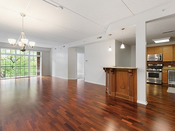 3rd image of 455 W Wood St Unit 304