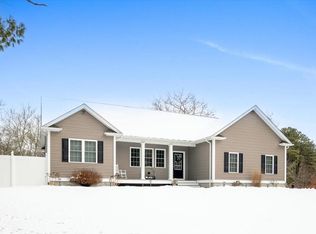 12 Hillside Dr, Charlestown, RI 02813