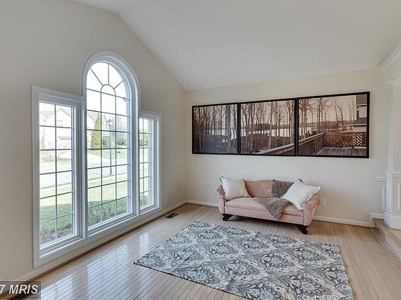 3rd image of 8389 Crosslake Dr