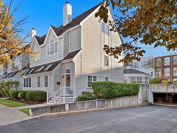3rd image of 9 Munroe St #A