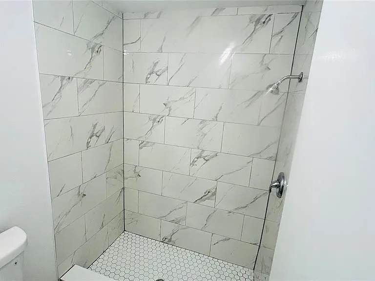 12121 Augusta Woods Cir — Photo 15